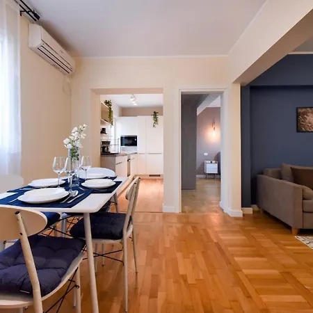Living At Its - Spacious 2 Bedroom On Calea Victoriei 부쿠레슈티