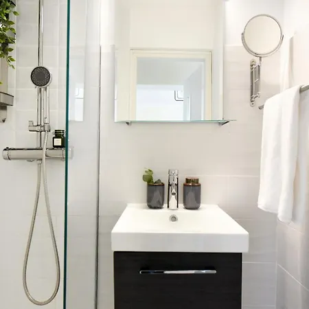 דירה Living At Its - Spacious 2 Bedroom On Calea Victoriei *