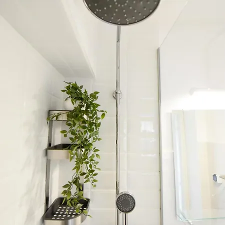 דירה Living At Its - Spacious 2 Bedroom On Calea Victoriei בוקרשט