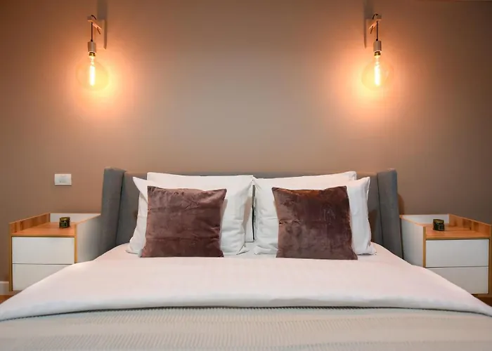 Lejlighed Living At Its - Spacious 2 Bedroom On Calea Victoriei