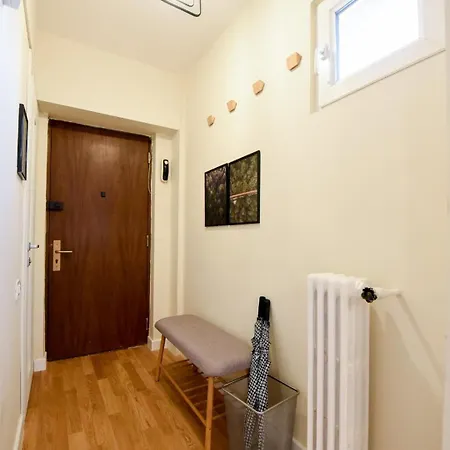 Lägenhet Living At Its - Spacious 2 Bedroom On Calea Victoriei